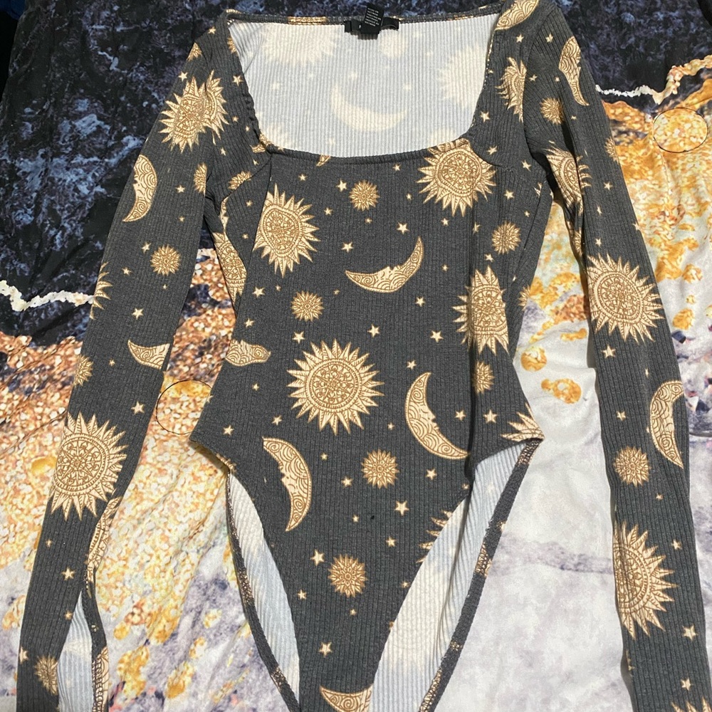 Long sleeve bodysuit